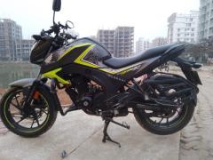 CB Hornet 160R CBS